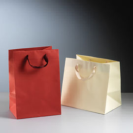 full printed solid color thwartwise style 250gsm kraft paper shopping bag