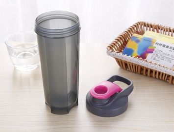 Premium detachable plastic pill bottles for outdoor, portable sports water bottle built-in 7 daysportable Plastic bottle